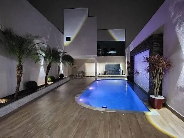 Casa com 290m² 2 quartos e 1 banheiro, à venda, no bairro Vila Emílio em Mauá