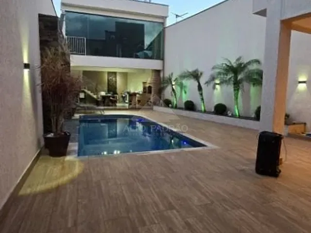 Casa com 290m² 2 quartos e 1 banheiro, à venda, no bairro Vila Emílio em Mauá