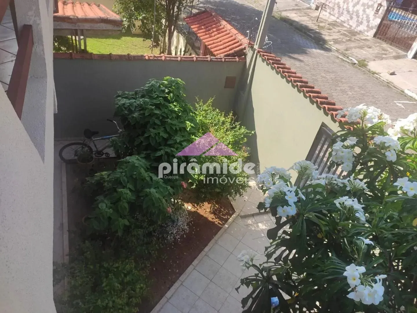 Casa, 4 quartos, 250 m² - Foto 9