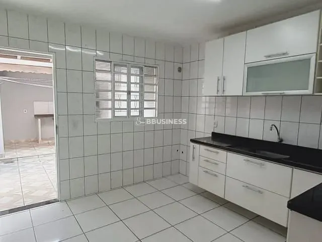 Casa 2 quartos e 1 banheiro, à venda, no bairro Jardim Novo Campos Elíseos em Campinas