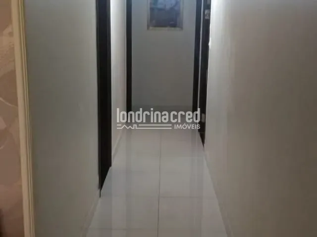 Casa com 200m² 3 quartos e 2 banheiros, à venda, no bairro Espanha em Londrina