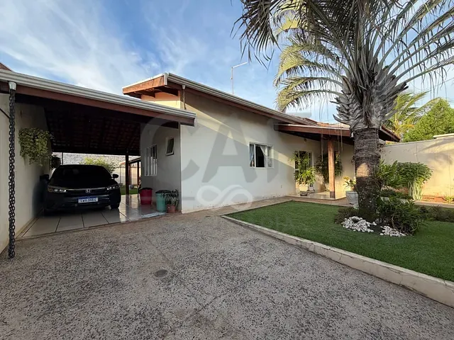 Casa com 300m² 3 quartos e 2 banheiros, à venda, no bairro Residencial dos Imigrantes em Holambra