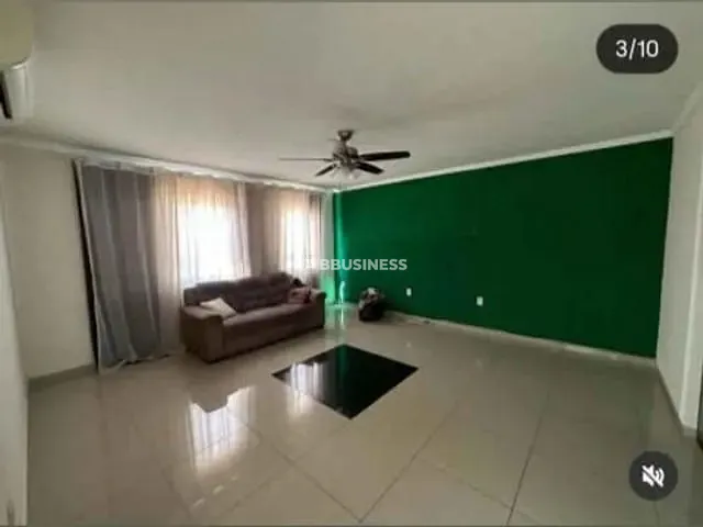 Casa 4 quartos e 3 banheiros, à venda, no bairro Vila Manoel Ferreira em Campinas