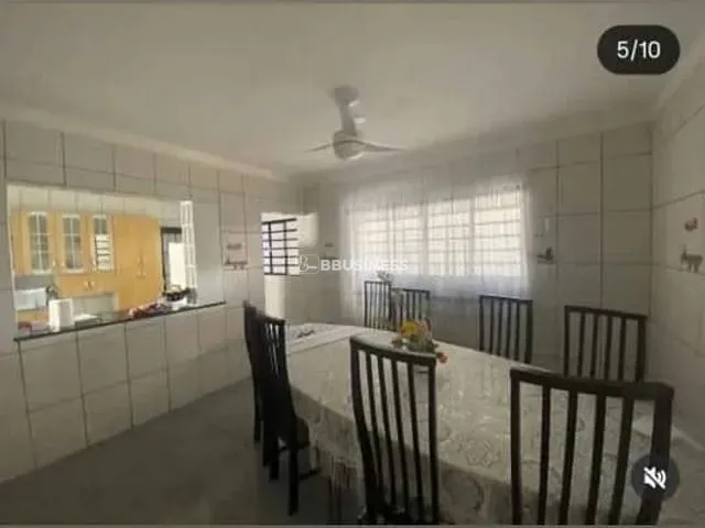 Casa 4 quartos e 3 banheiros, à venda, no bairro Vila Manoel Ferreira em Campinas