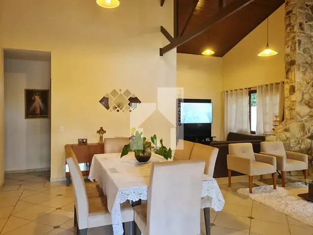 Casa 3 quartos e 2 banheiros, à venda, no bairro Pau Arcado em Campo Limpo Paulista