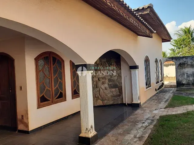 Casa com 702m² 3 quartos e 2 banheiros, à venda, no bairro Jardim Rezek I em Artur Nogueira