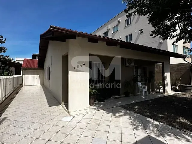 Casa com 364m² 3 quartos e 1 banheiro, à venda, no bairro Jardim América em Chapecó