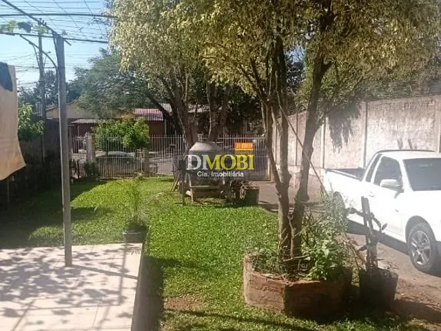 Casa com 300m² 2 quartos e 1 banheiro, à venda, no bairro Parque Granja Esperança em Cachoeirinha