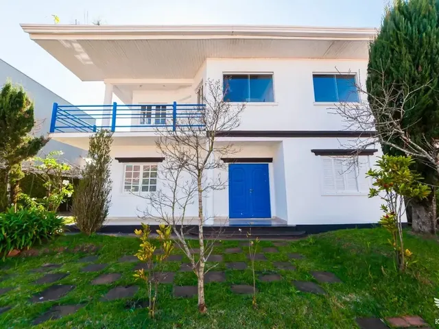 Casa com 209m² 4 quartos e 4 banheiros, para alugar, no bairro Santa Felicidade em Curitiba