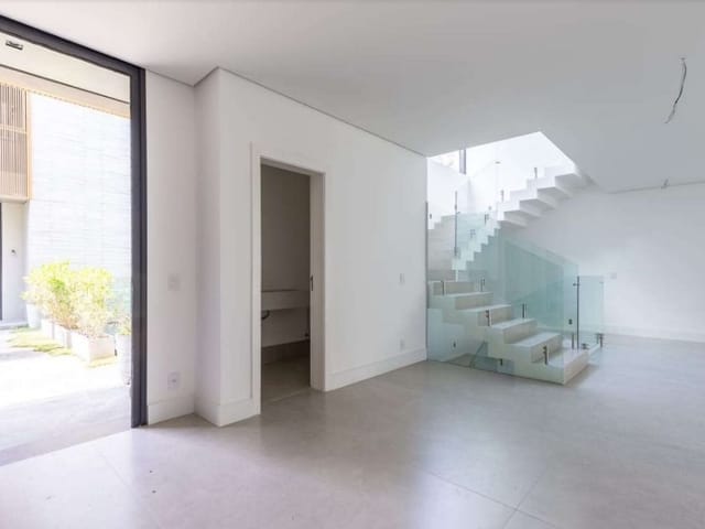 Casa com 869m² 5 quartos e 6 banheiros, à venda, no bairro Campo Belo em São Paulo