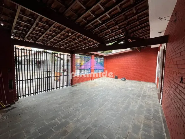 Casa com 141m² 2 quartos e 1 banheiro, à venda, no bairro Jardim Margareth em São José Dos Campos