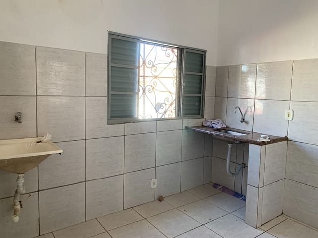 Foto do Casa - Casa com 3 dormitórios para alugar, 50 m² por R$ 850,00/mês - Estados Unidos - Uberaba/MG | ZUCATO IMOBILIARIA LTDA