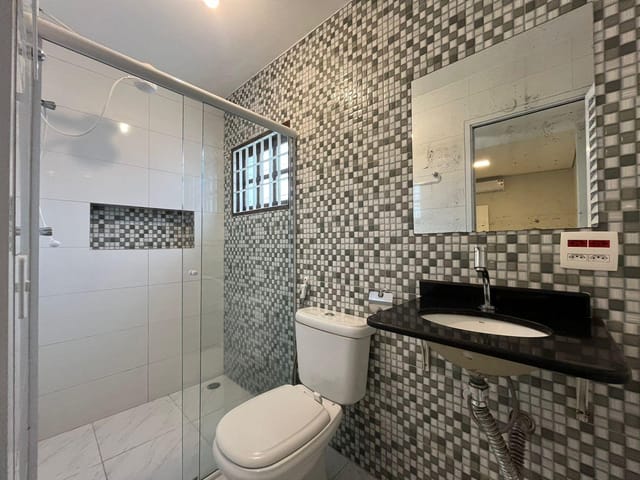 Casa 2 quartos e 2 banheiros, à venda, no bairro Indaiá em Bertioga