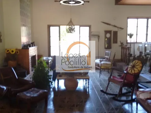 Casa com 1559m² 3 quartos e 2 banheiros, à venda, no bairro Jardim Paulista em Atibaia