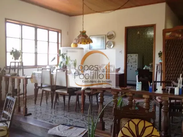 Casa com 1559m² 3 quartos e 2 banheiros, à venda, no bairro Jardim Paulista em Atibaia