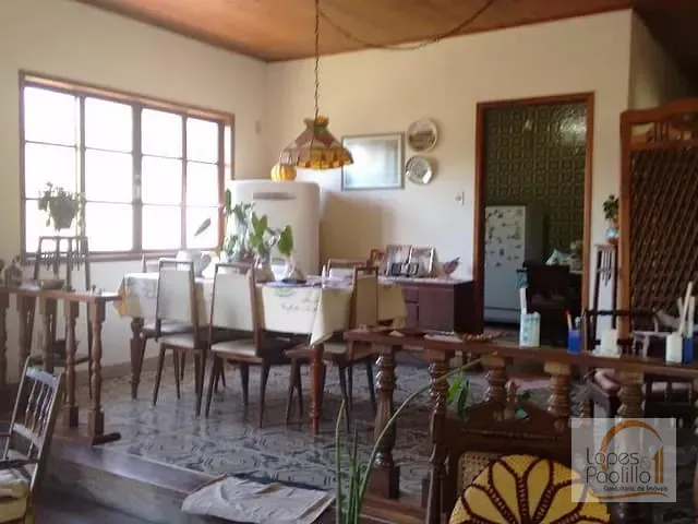 Casa com 1559m² 3 quartos e 2 banheiros, à venda, no bairro Jardim Paulista em Atibaia