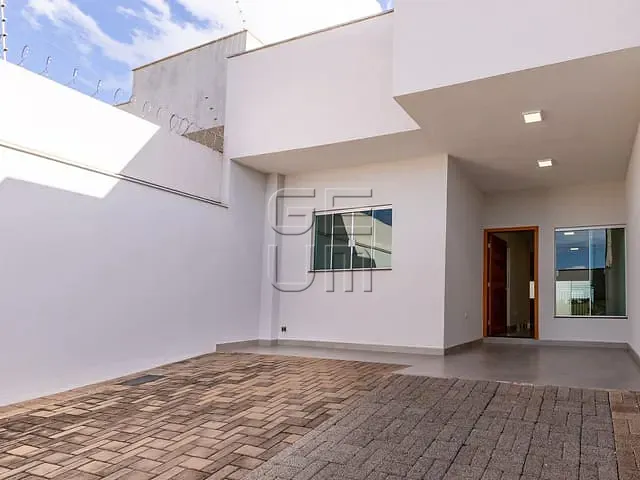 Casa com 180m² 3 quartos e 2 banheiros, à venda, no bairro Portal de Versalhes 1 em Londrina
