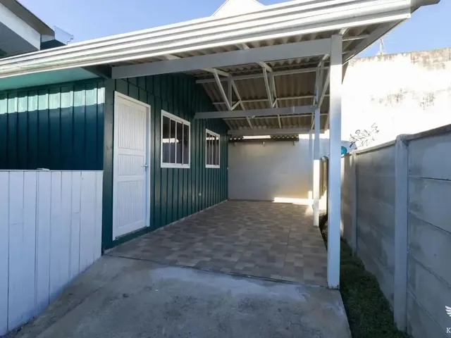 Casa 3 quartos e 1 banheiro, para alugar, no bairro Santa Felicidade em Curitiba