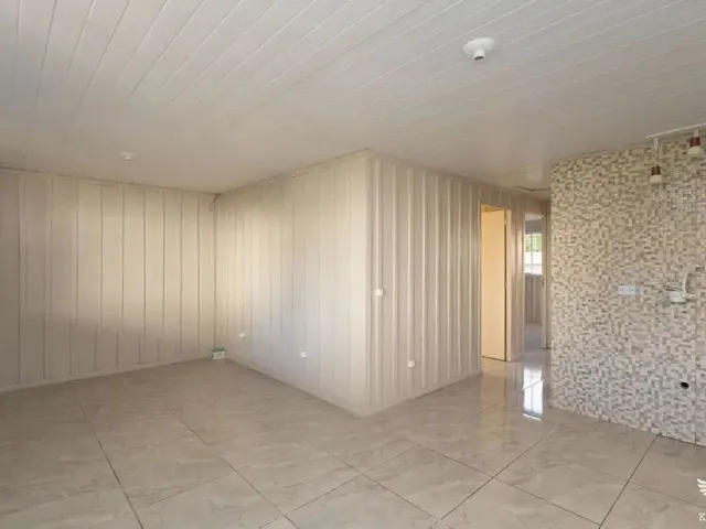 Casa 3 quartos e 1 banheiro, para alugar, no bairro Santa Felicidade em Curitiba