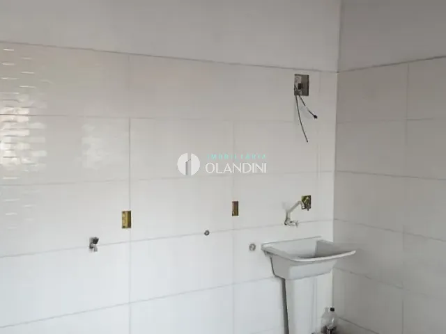 Casa com 200m² 3 quartos e 2 banheiros, à venda, no bairro Vila Nogueira em Artur Nogueira