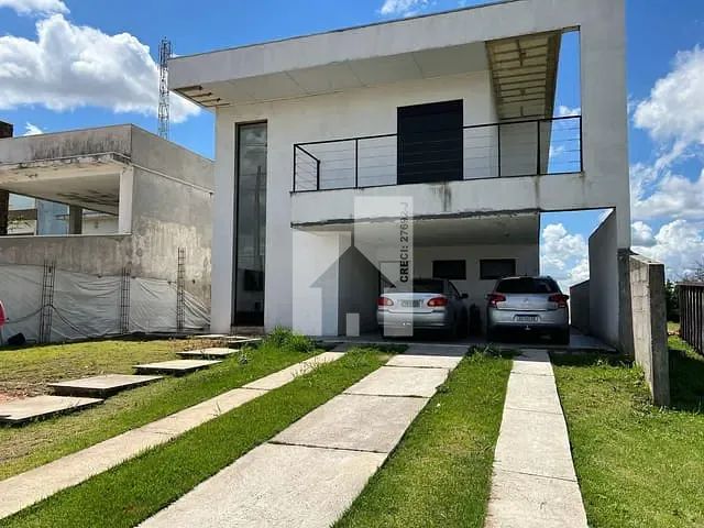 Casa com 525m² 4 quartos e 3 banheiros, à venda, no bairro Residencial Laguna em Várzea Paulista