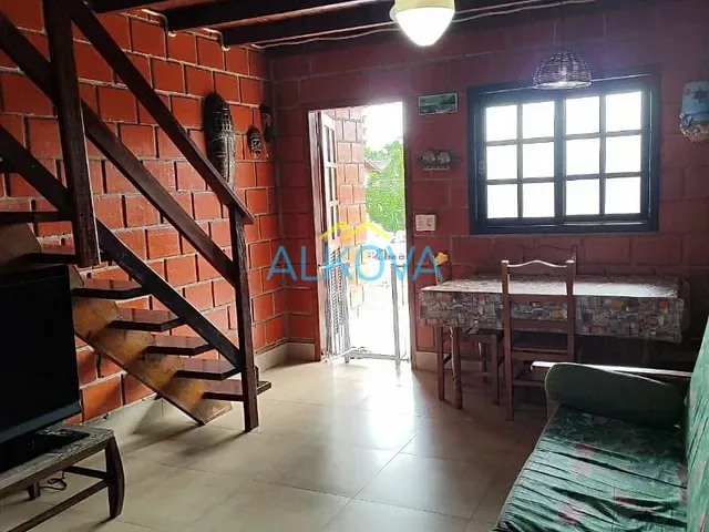 Casa com 65m² 2 quartos e 1 banheiro, à venda, no bairro Martim de Sá em Caraguatatuba