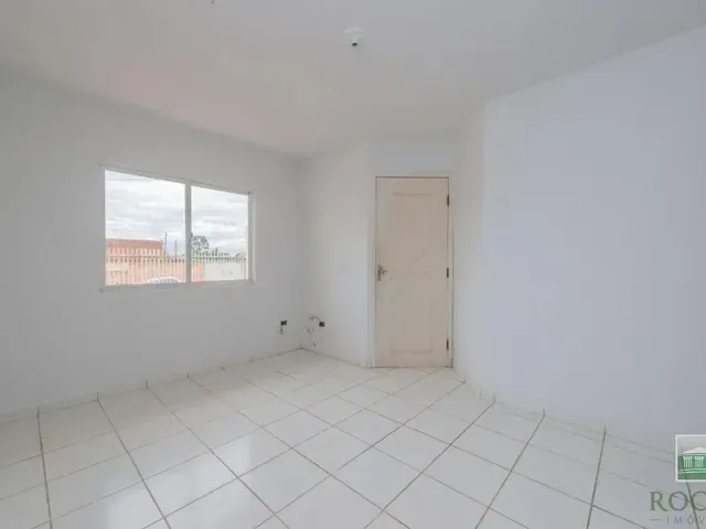 Casa com 127m² 2 quartos e 1 banheiro, para alugar, no bairro Academia em São José Dos Pinhais