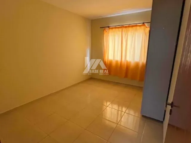 Casa com 60m² 2 quartos e 1 banheiro, à venda, no bairro Uvaranas em Ponta Grossa