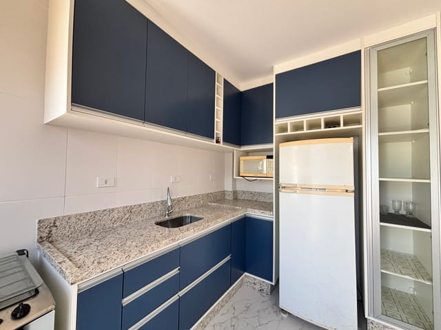 Casa 2 quartos e 3 banheiros, à venda, no bairro Centro em Bertioga