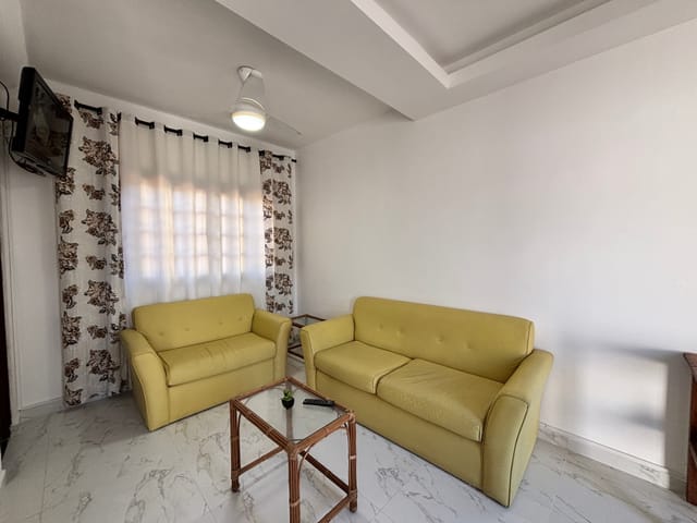 Casa 2 quartos e 3 banheiros, à venda, no bairro Centro em Bertioga