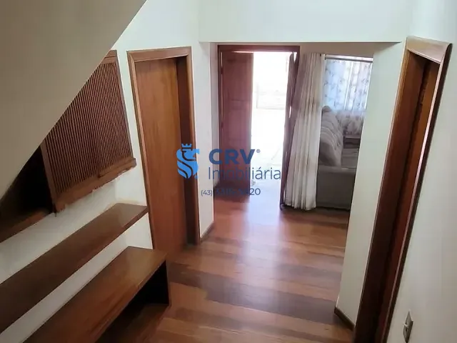 Casa com 295m² 4 quartos e 5 banheiros, à venda, no bairro Lima Azevedo em Londrina