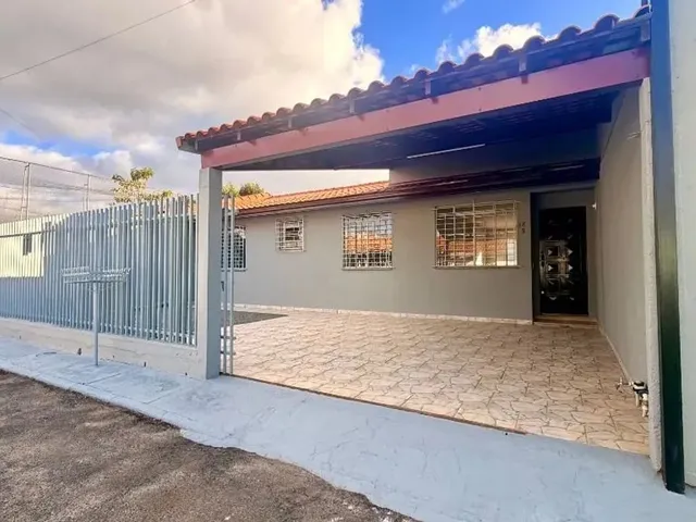 Casa com 114m² 3 quartos e 1 banheiro, para alugar, no bairro Santa Felicidade em Curitiba