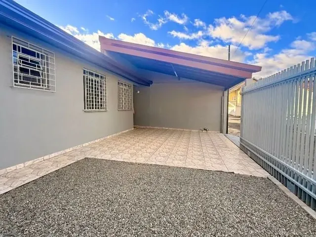 Casa com 114m² 3 quartos e 1 banheiro, para alugar, no bairro Santa Felicidade em Curitiba