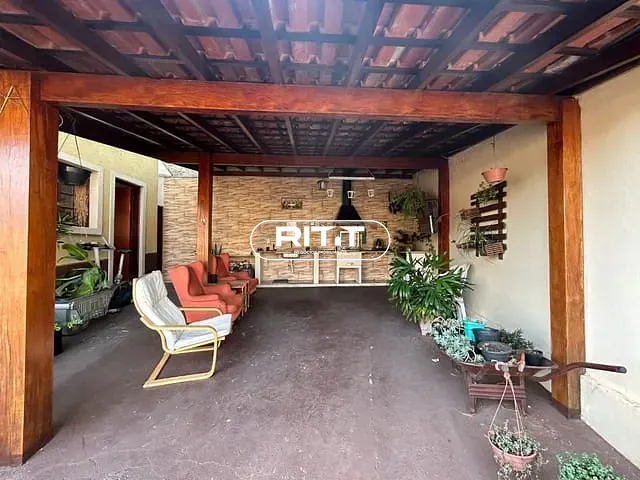 Casa com 330m² 3 quartos e 2 banheiros, à venda, no bairro Vila Manoel Ferreira em Campinas
