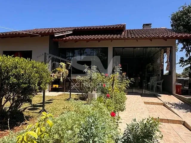 Casa com 390m² 2 quartos e 1 banheiro, à venda, no bairro Efapi em Chapecó