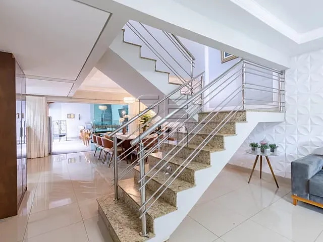 Casa 3 quartos e 4 banheiros, à venda, no bairro Condominio Havana em Londrina