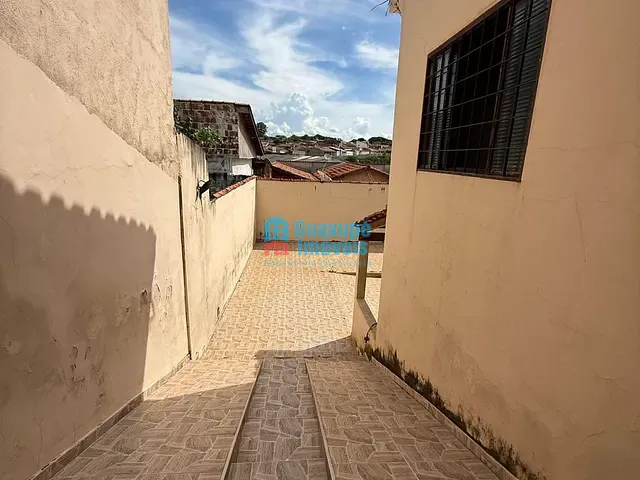 Casa 2 quartos e 2 banheiros, à venda, no bairro Parque dos Municípios I em Guaxupé