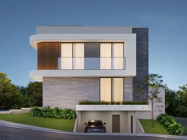 Casa com 275m² 4 quartos e 5 banheiros, à venda, no bairro Santa Felicidade em Curitiba