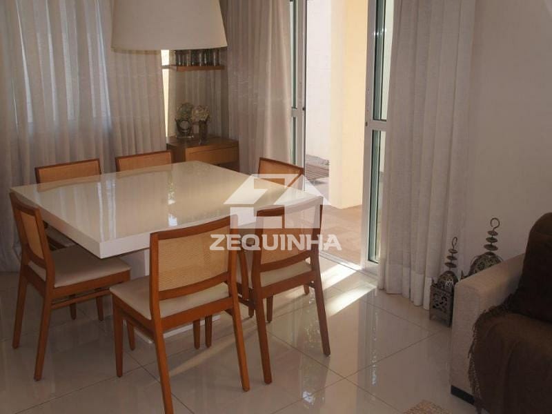 Casa à venda com 4 quartos, 213m² - Foto 13