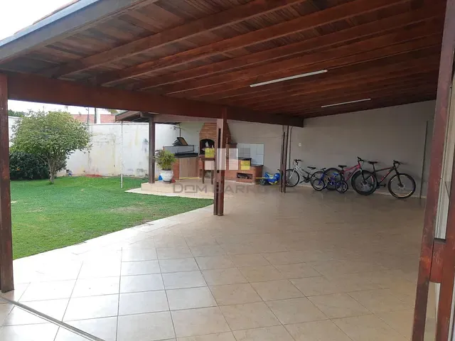 Casa com 283m² 2 quartos e 1 banheiro, à venda, no bairro Parque Residencial Versailles em Sumaré