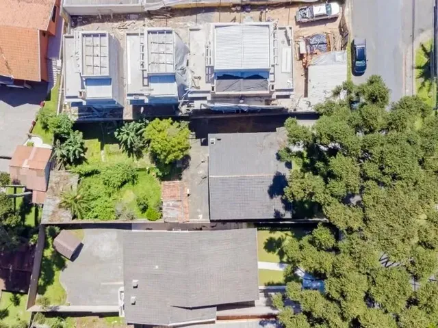 Casa com 518m² 3 quartos e 2 banheiros, à venda, no bairro Taboão em Curitiba