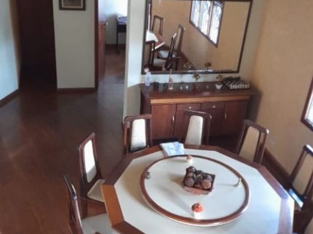 Casa com 329m² 4 quartos e 5 banheiros, à venda, no bairro Nova Caieiras em Caieiras