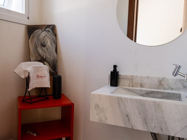 Casa com 281m² 3 quartos e 1 banheiro, à venda, no bairro Laranjal em Pelotas