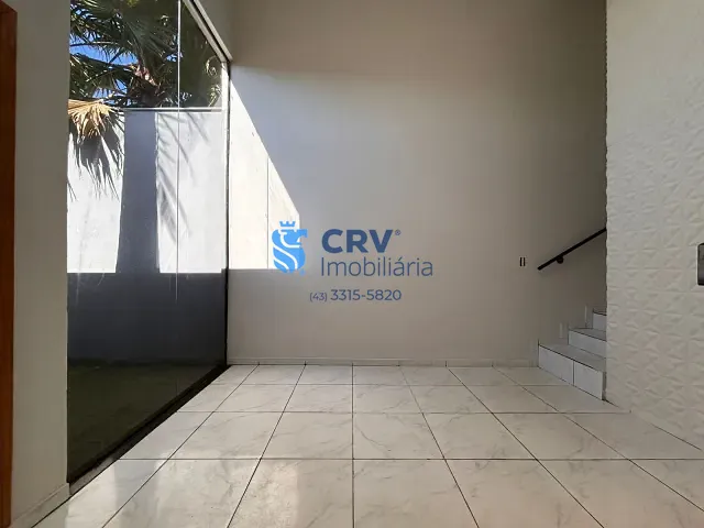 Casa 3 quartos e 3 banheiros, para alugar, no bairro Jardim Tókio em Londrina