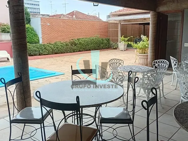 Casa com 684m² 4 quartos e 4 banheiros, à venda, no bairro Centro em Araraquara