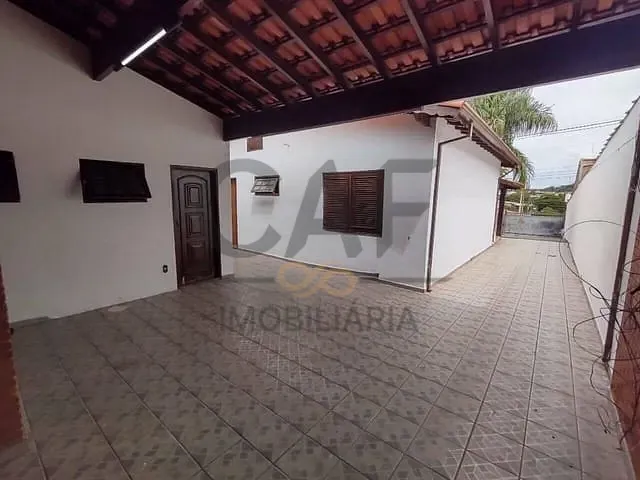 Casa com 300m² 3 quartos e 2 banheiros, à venda, no bairro Jardim Cruzeiro do Sul em Jaguariúna