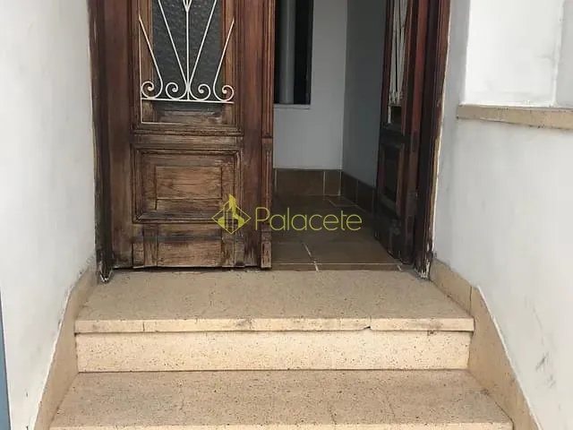Casa com 550m² 4 quartos e 1 banheiro, à venda, no bairro Centro em Pindamonhangaba