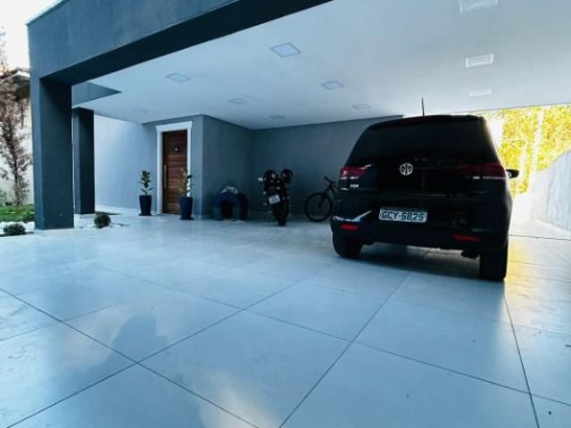 Casa com 450m² 3 quartos e 3 banheiros, à venda, no bairro Gramado em Cotia