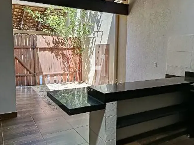Casa com 100m² 2 quartos e 2 banheiros, à venda, no bairro Vila Santos Dumont em Aparecida de Goiânia