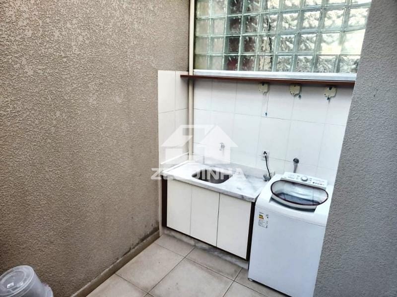 Casa à venda com 2 quartos, 10m² - Foto 8